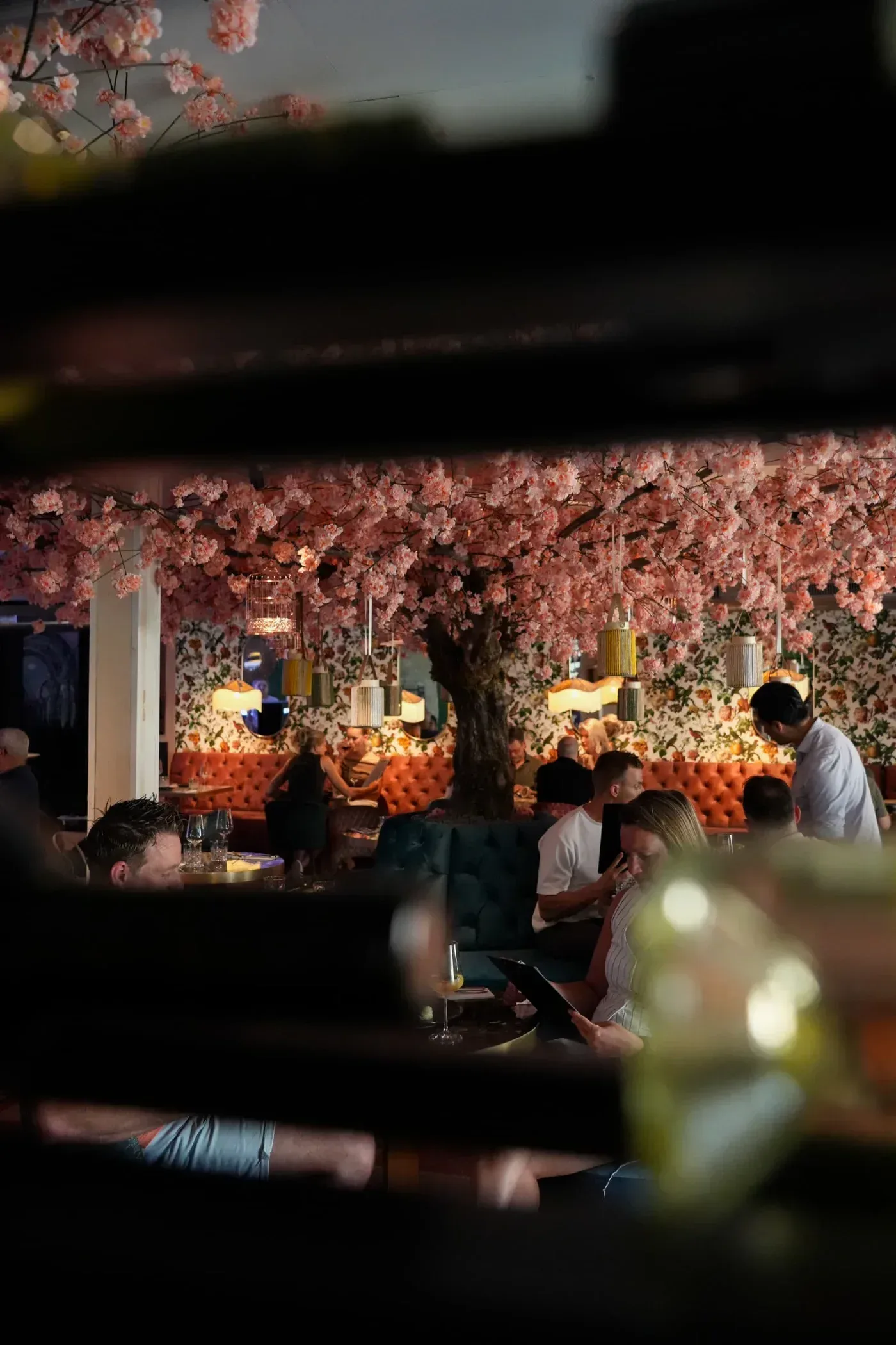 Sfeervol interieur van Streetfood Society